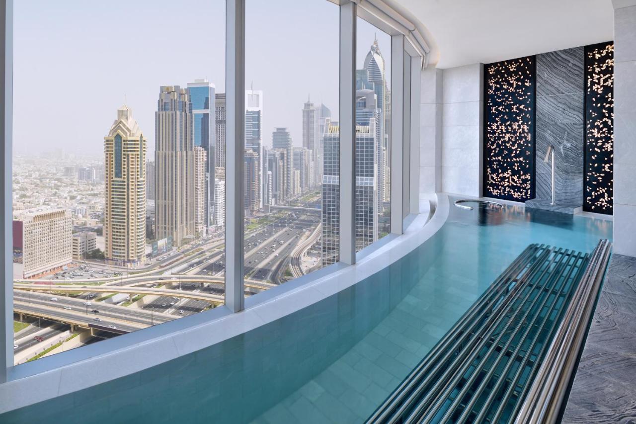 Hotel Address Sky View, Downtown 5*